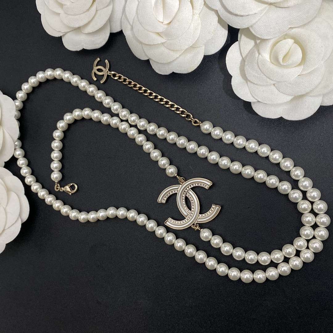 Ch**el Pearl Letter Chain Necklace White For Women
