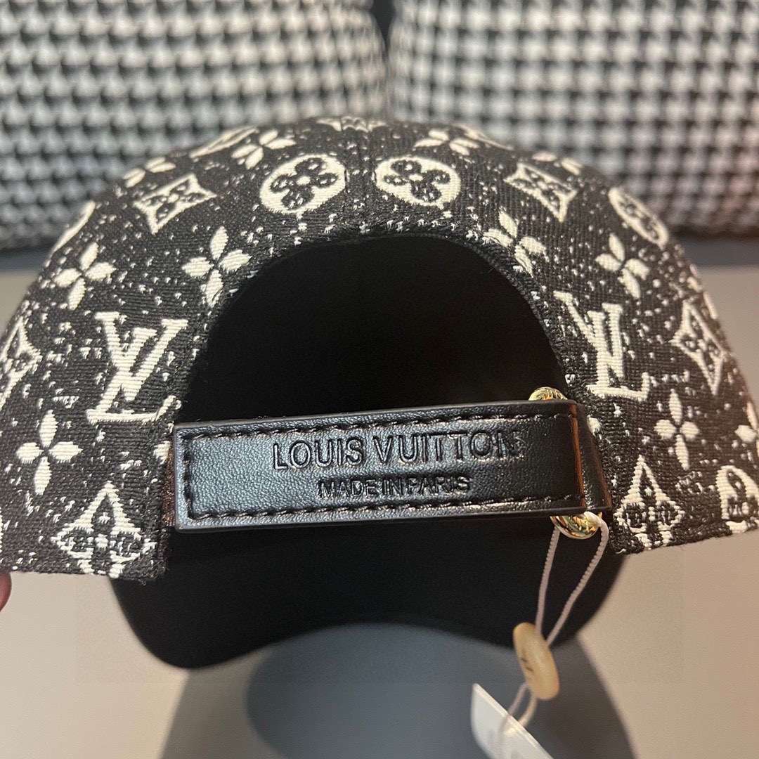 L0vis Vvtt0n Monogram Jacquard Denim Cap Black For Men