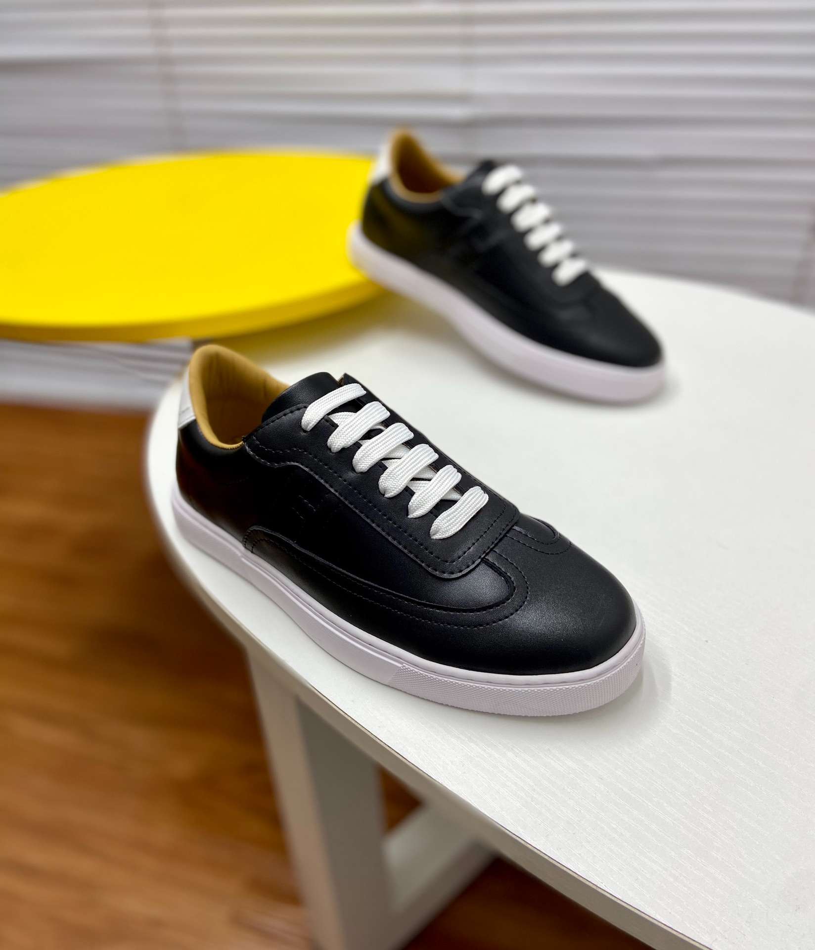 H**me5 Quicker Sneaker Black For Men