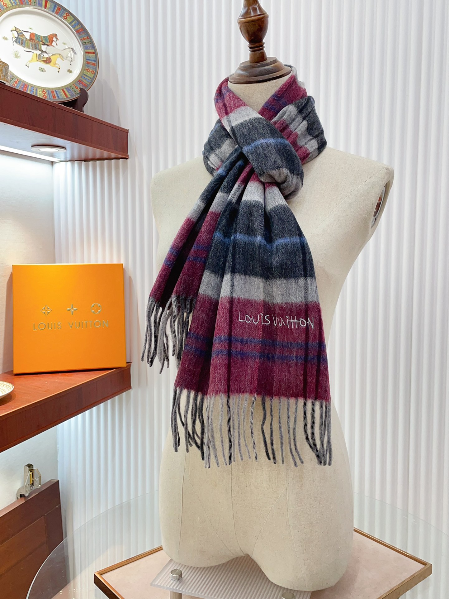 L0vis Vvtt0n Scarf Multicolor For Women