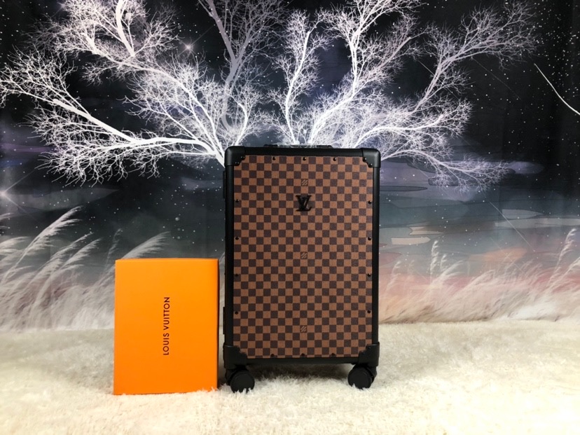 L0vis Vvtt0n Rolling Trunk Brown 55cm/21.6in