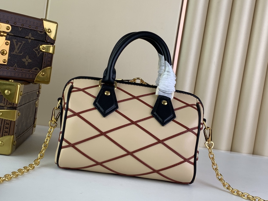 L0vis Vvtt0n Speedy Bandouliere 20 Beige For Women 8 in/ 20.5 cm M24261