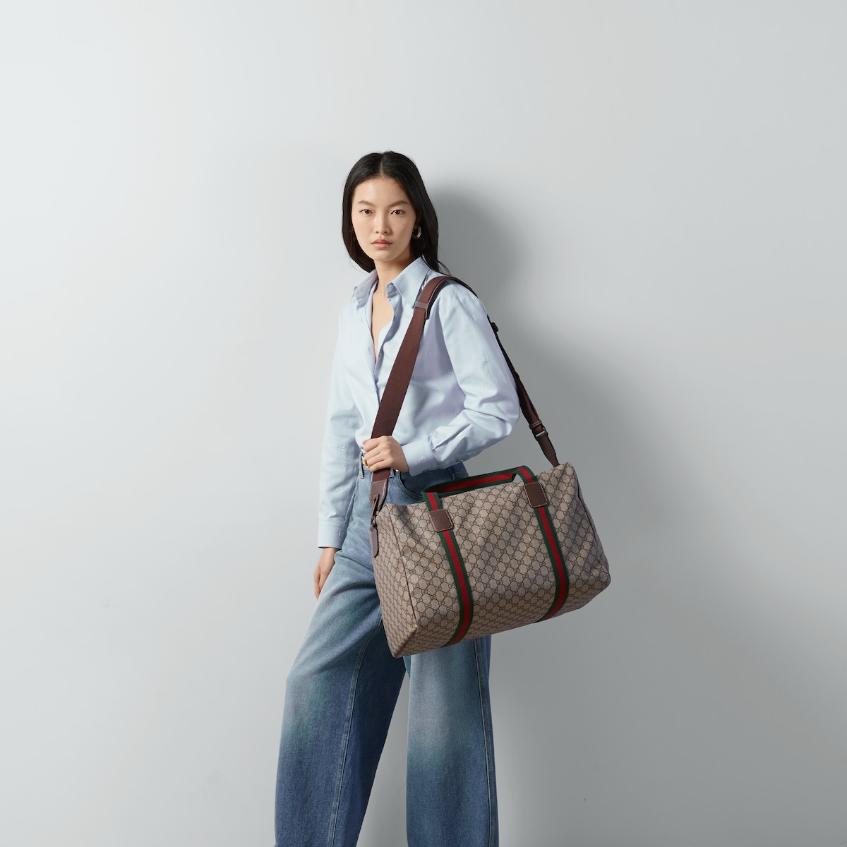 Gvc*1 Medium Duffle Bag With Web Beige 17.9 In/ 45.5 Cm 758664 FACK7 9768