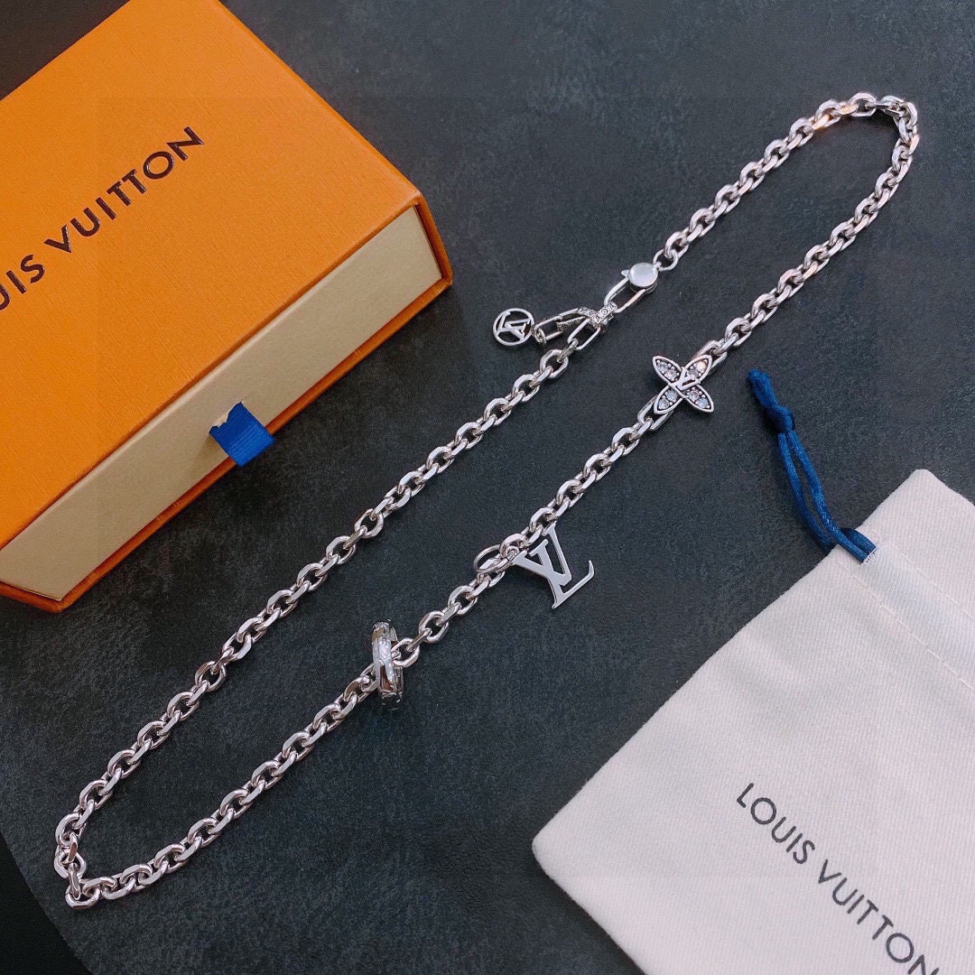 L0vis Vvtt0n Necklace Silver For Women