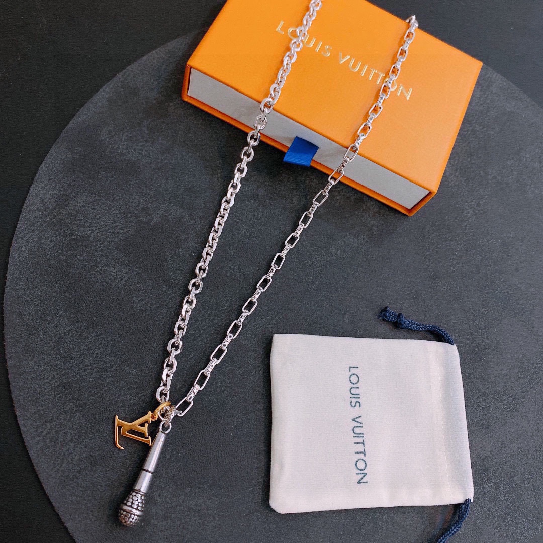 L0vis Vvtt0n Necklace Silver For Women