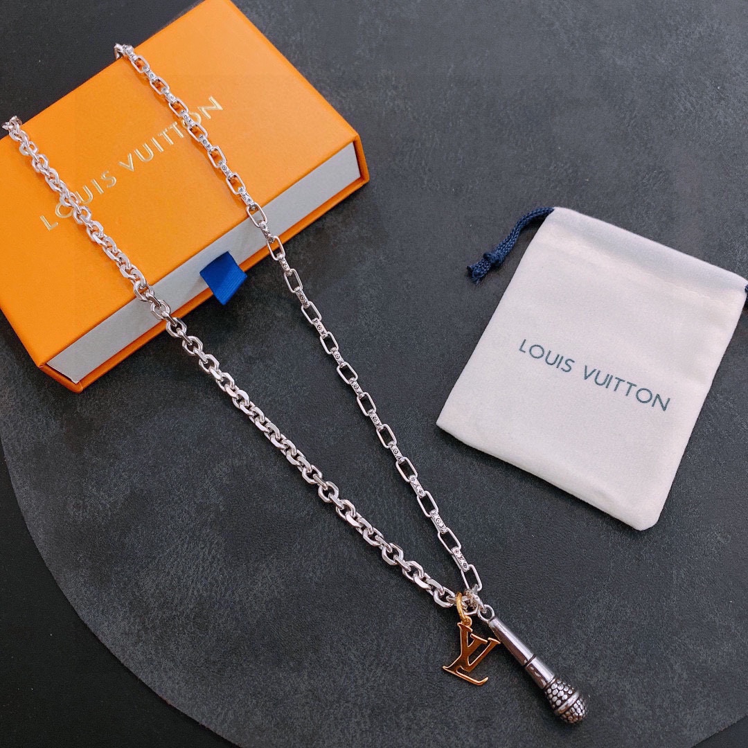 L0vis Vvtt0n Necklace Silver For Women