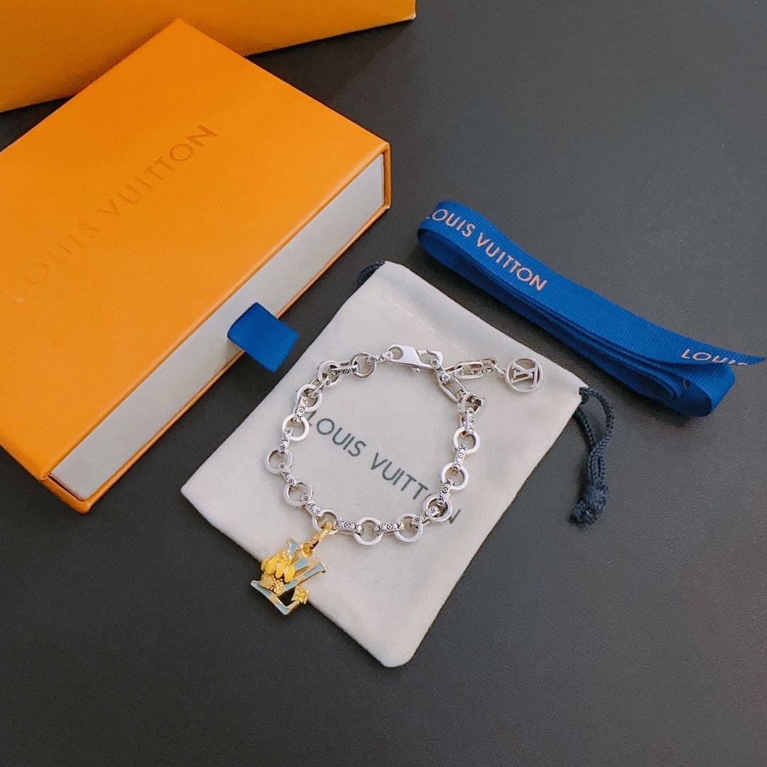 L0vis Vvtt0n Retro Bracelet Silver For Women