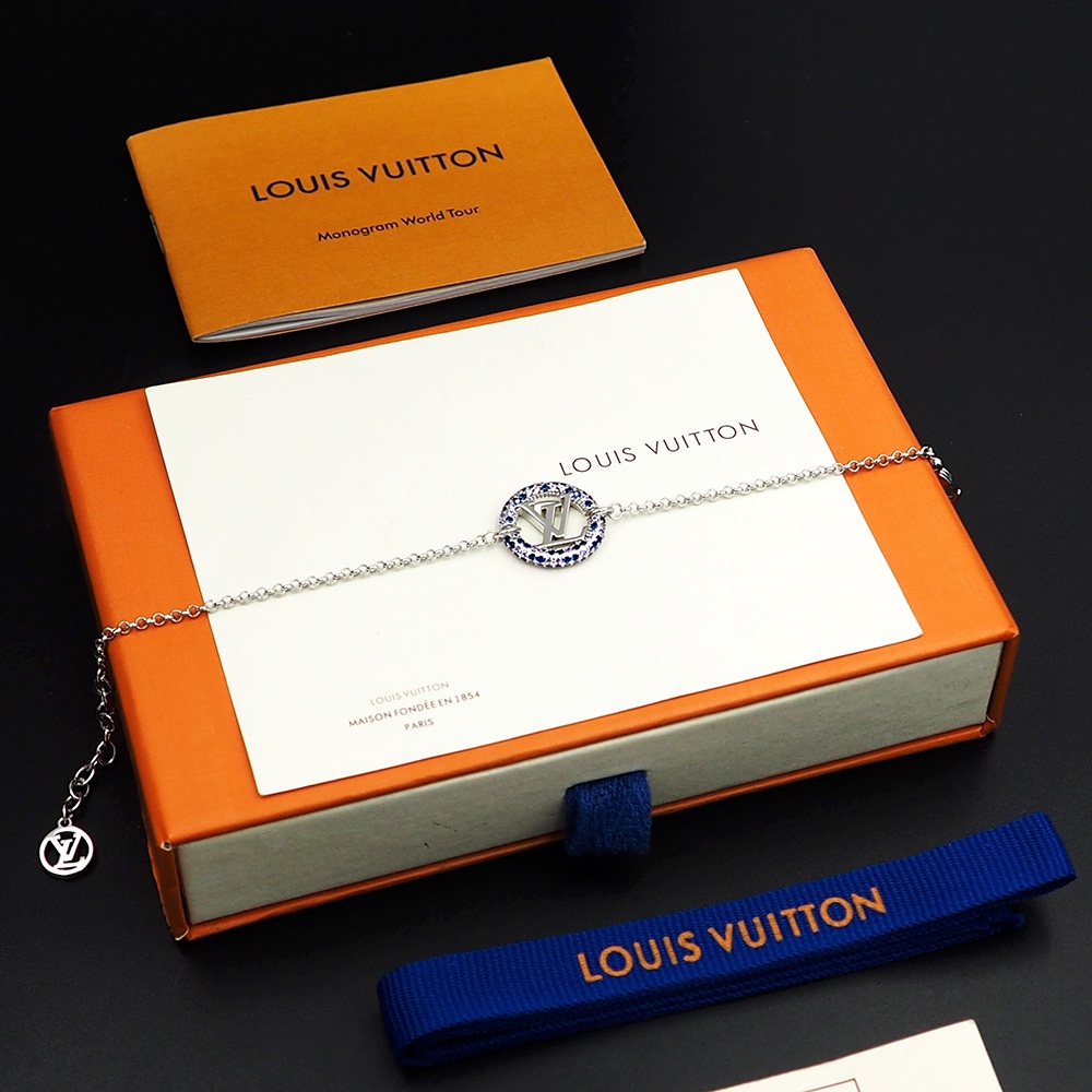 L0vis Vvtt0n Sparkling Sapphire Bracelet Silver For Women