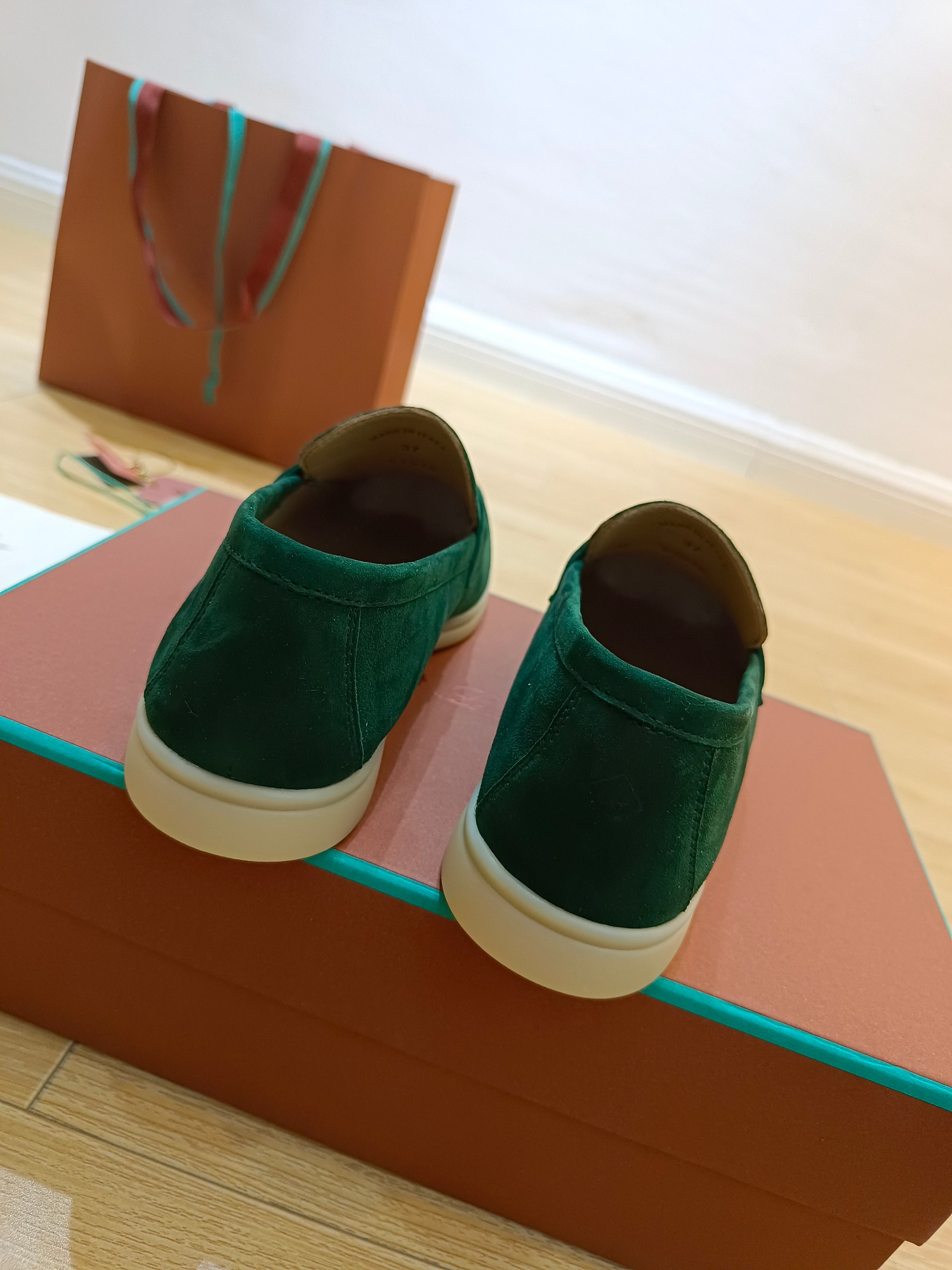 L0r0 P1ana Summer Charms Walk Loafers Green For Women – FAE5444 50RT