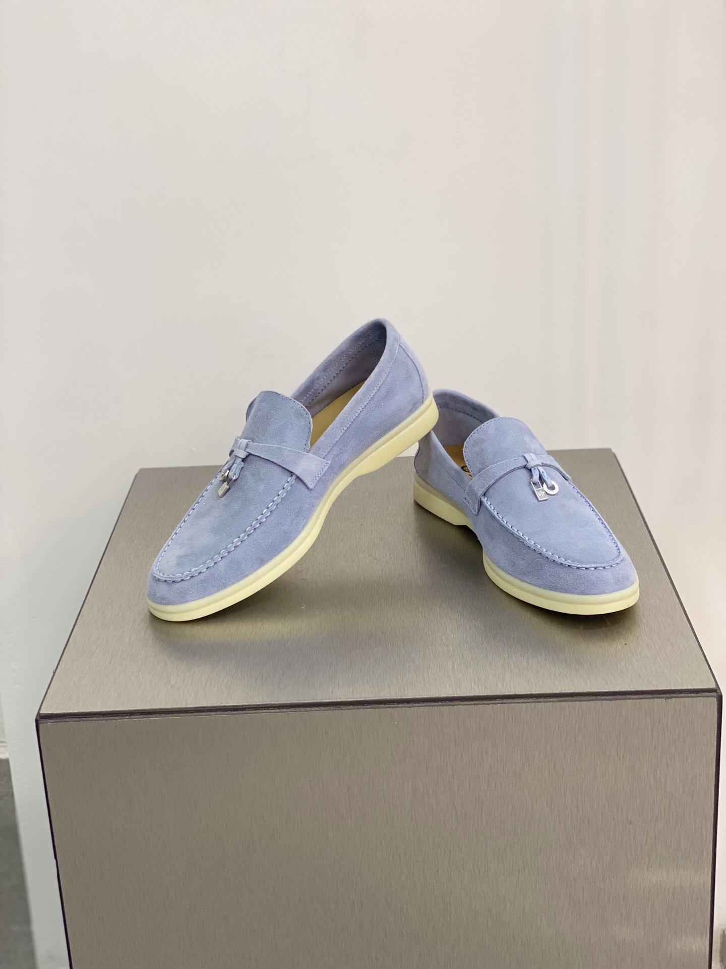 L0r0 P1ana Summer Charms Walk Loafers Purple For Women – FAE5444 401F