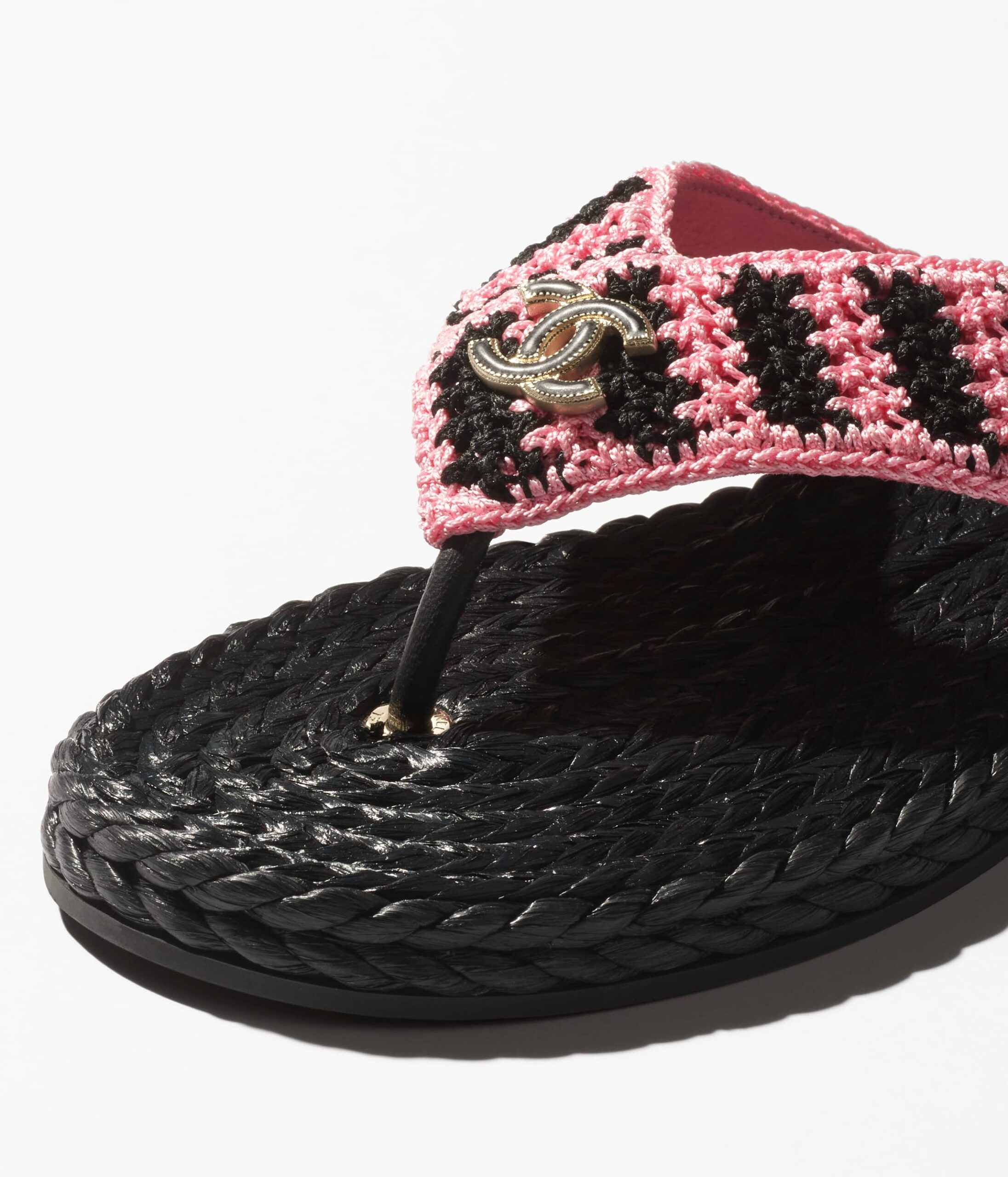 Ch**el Flip-Flops Black And Pink For Women G45595 B16074 NW162