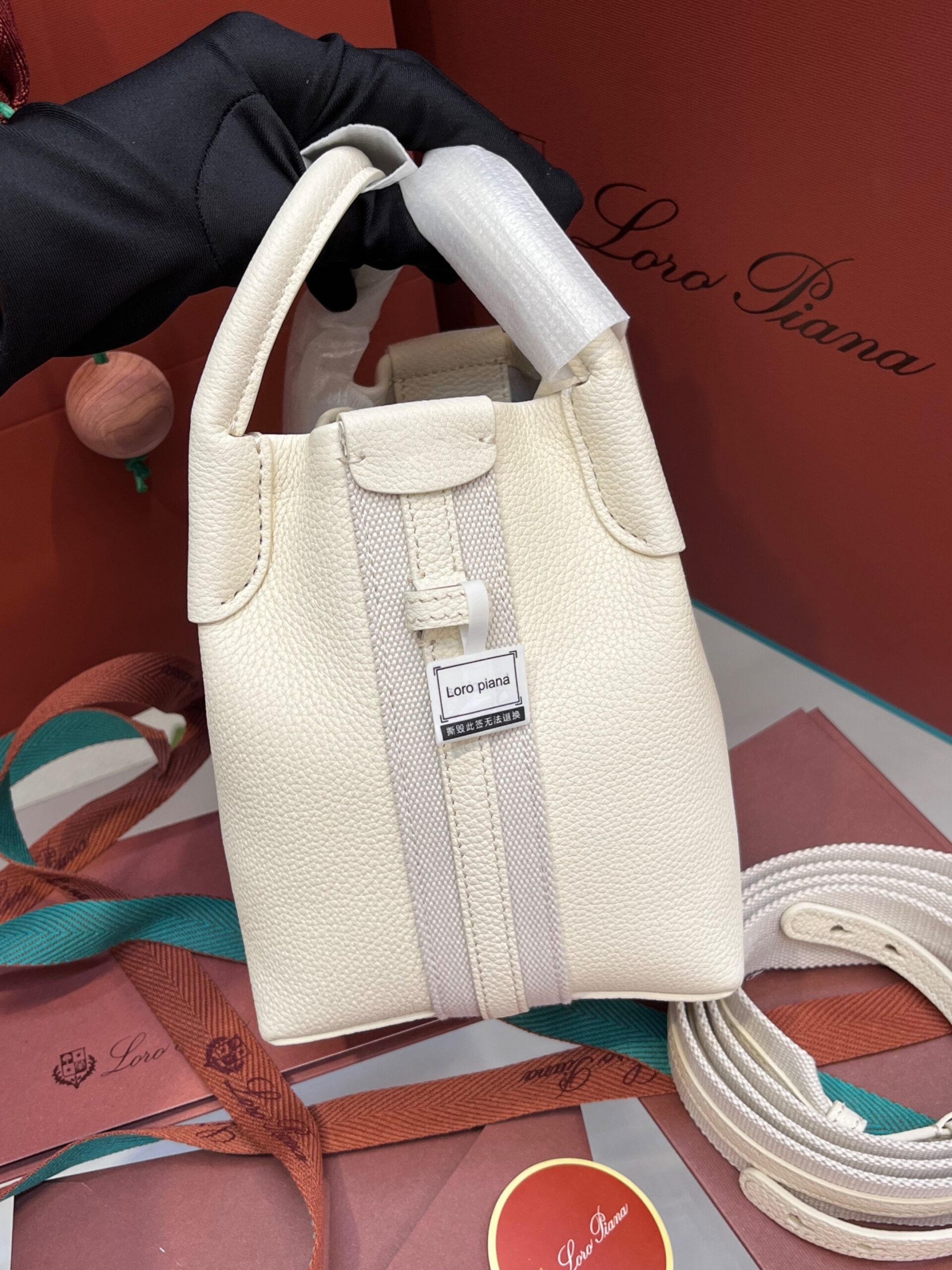 [True-to-ORIGINAL] Loro Small Bale Whisper White Bag For Women 17cm/6.7 – FAN8964(1615)