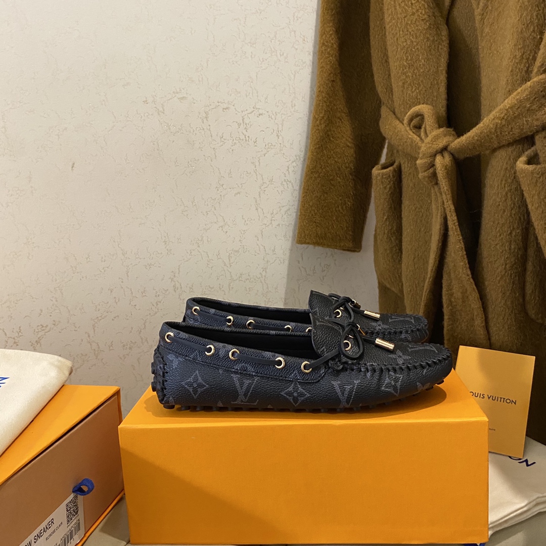 L0vis Vvtt0n Gloria Flat Loafer Black For Women