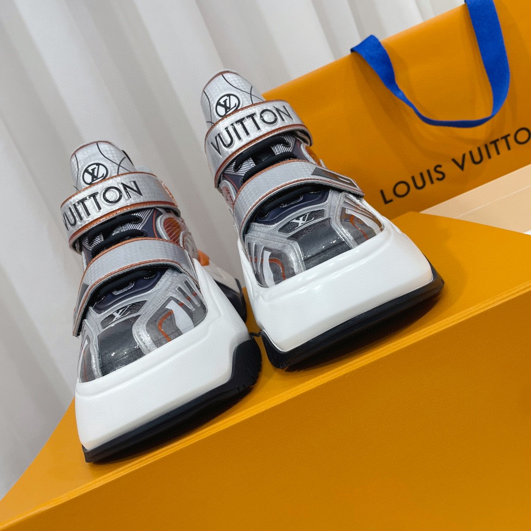 L0vis Vvtt0n LV Archlight 2.0 Platform Sneaker Silver For Women 1AB143