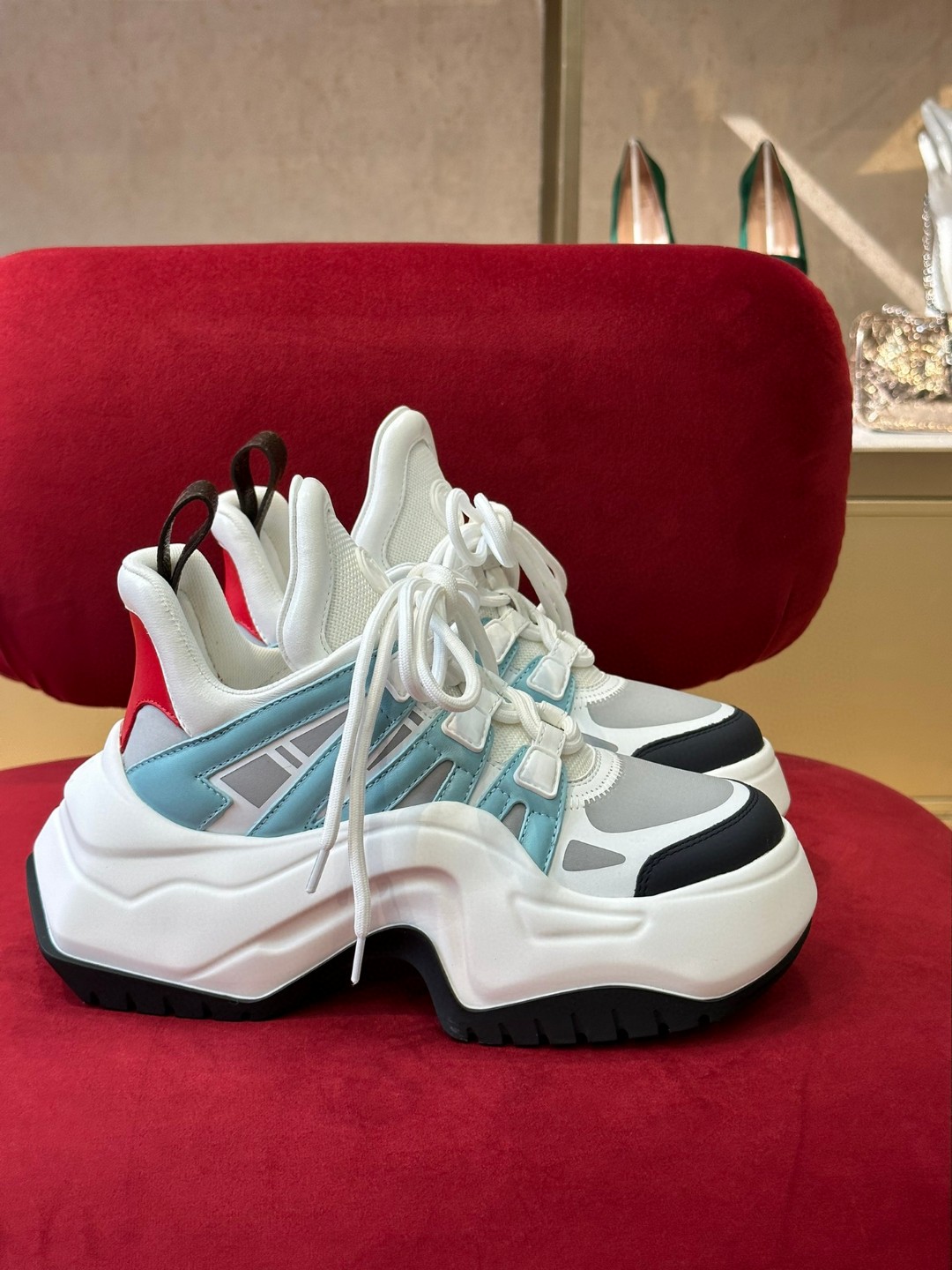 L0vis Vvtt0n LV Archlight Sneaker Multicolor For Women