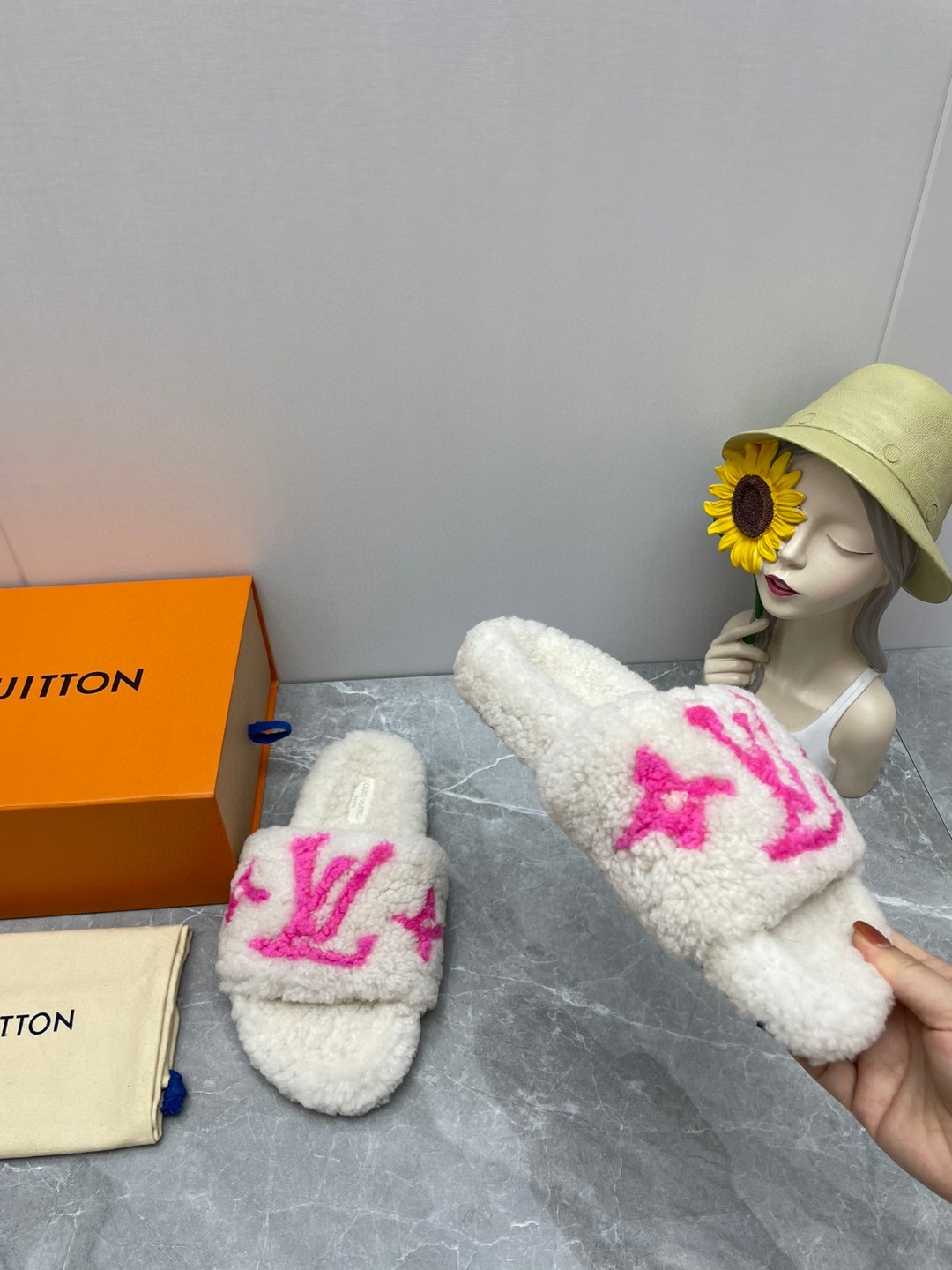 L0vis Vvtt0n Paseo Flat Comfort Mule Pink For Women