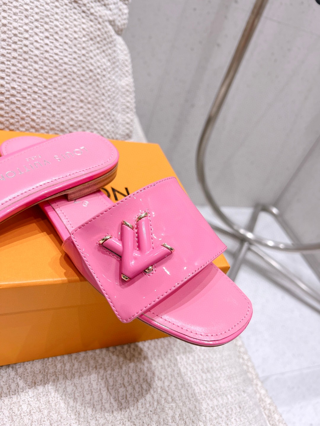 L0vis Vvtt0n Shake Flat Mule Pink For Women