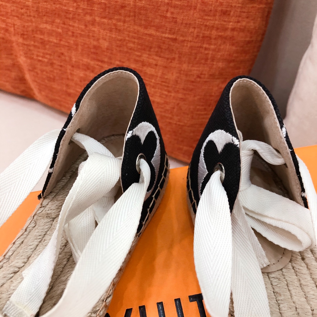 L0vis Vvtt0n Women’s Starboard Flat Espadrille Black For Women LV