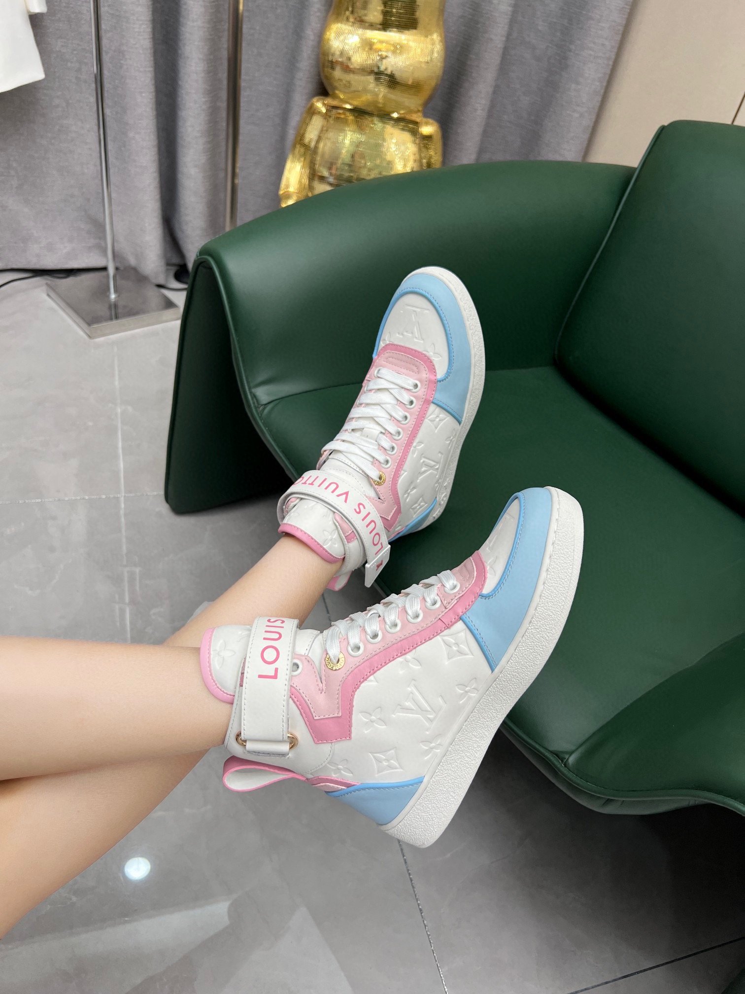 L0vis Vvtt0n Women’s Boombox Sneaker Boots Pink For Women LV