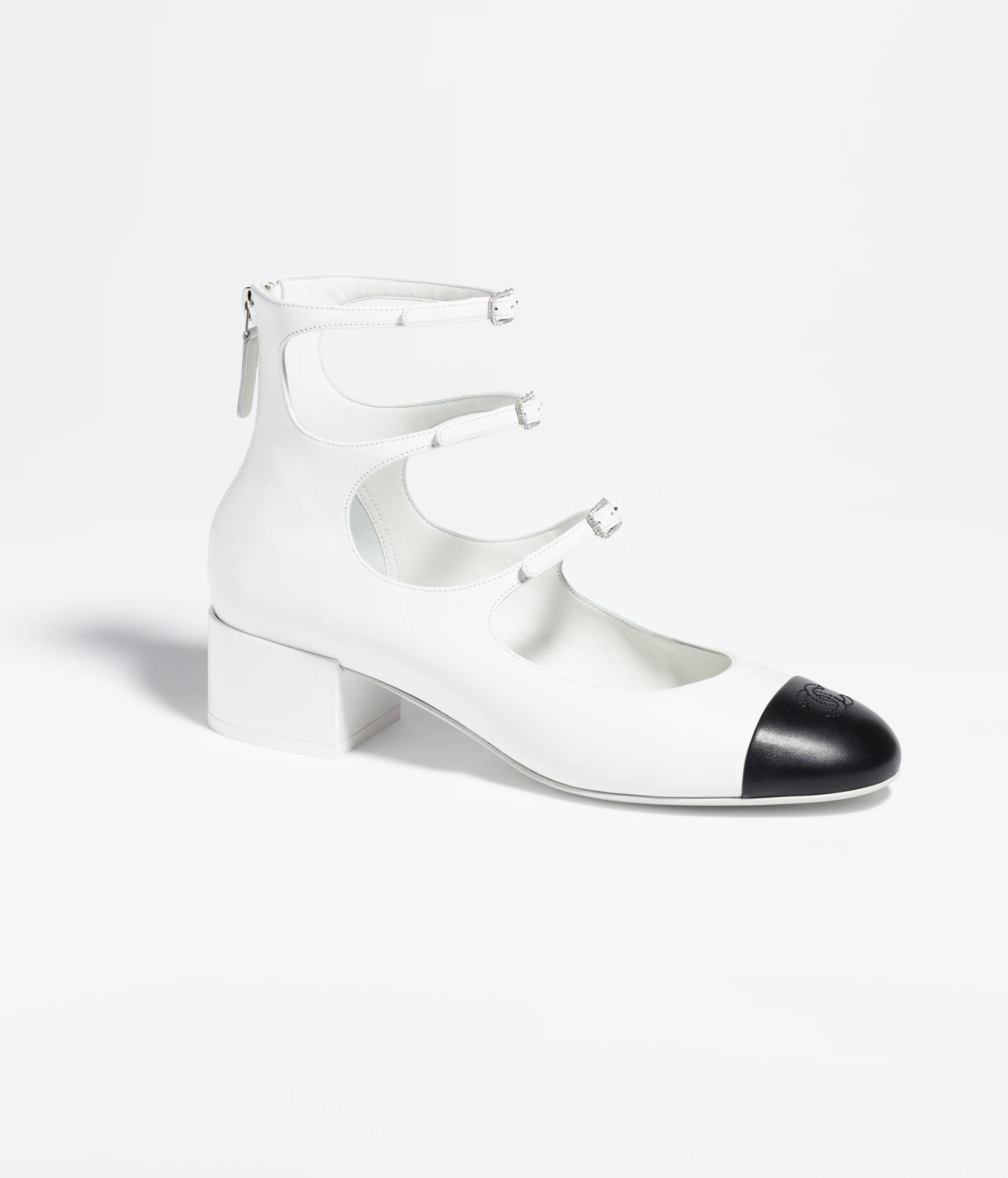 Mary Janes White For Women – G39515 Y56416 K5471