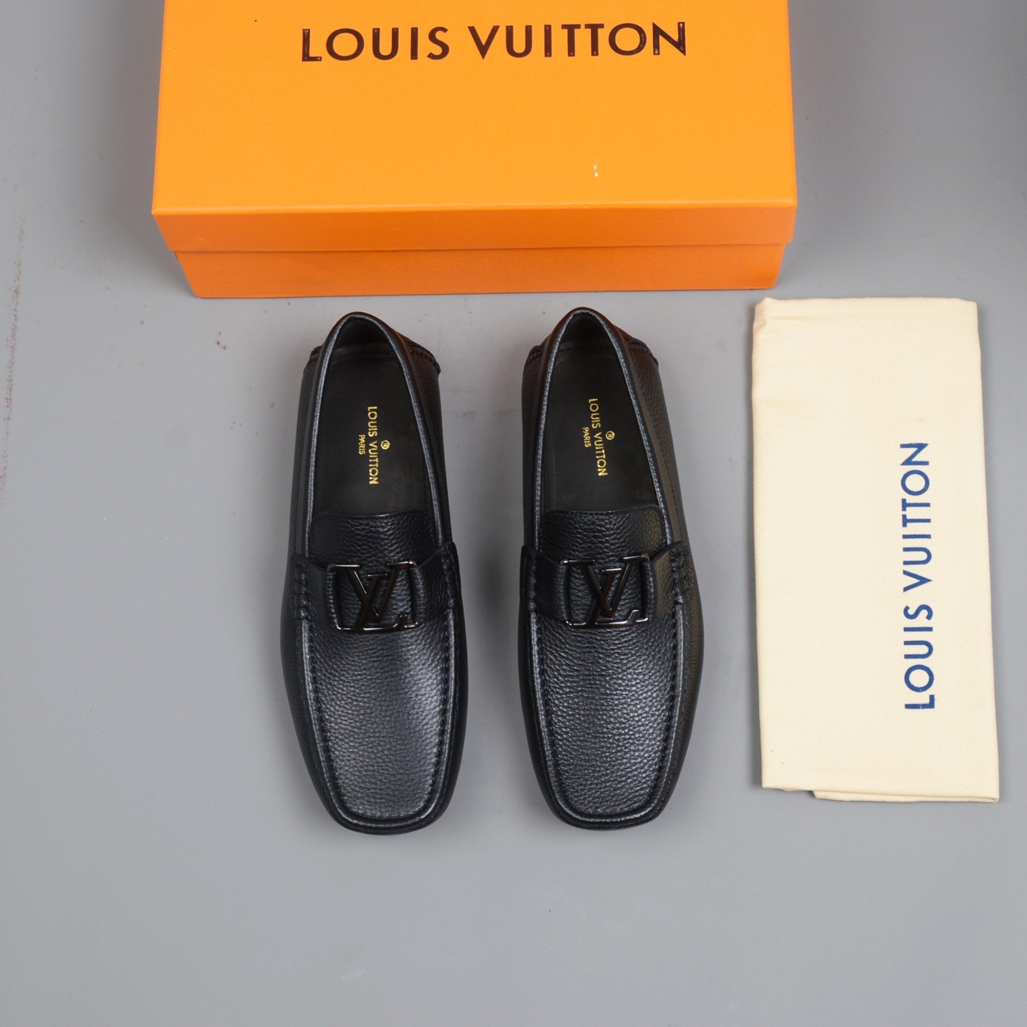 L0vis Vvtt0n Monte Carlo Mocassin Black For Men LV
