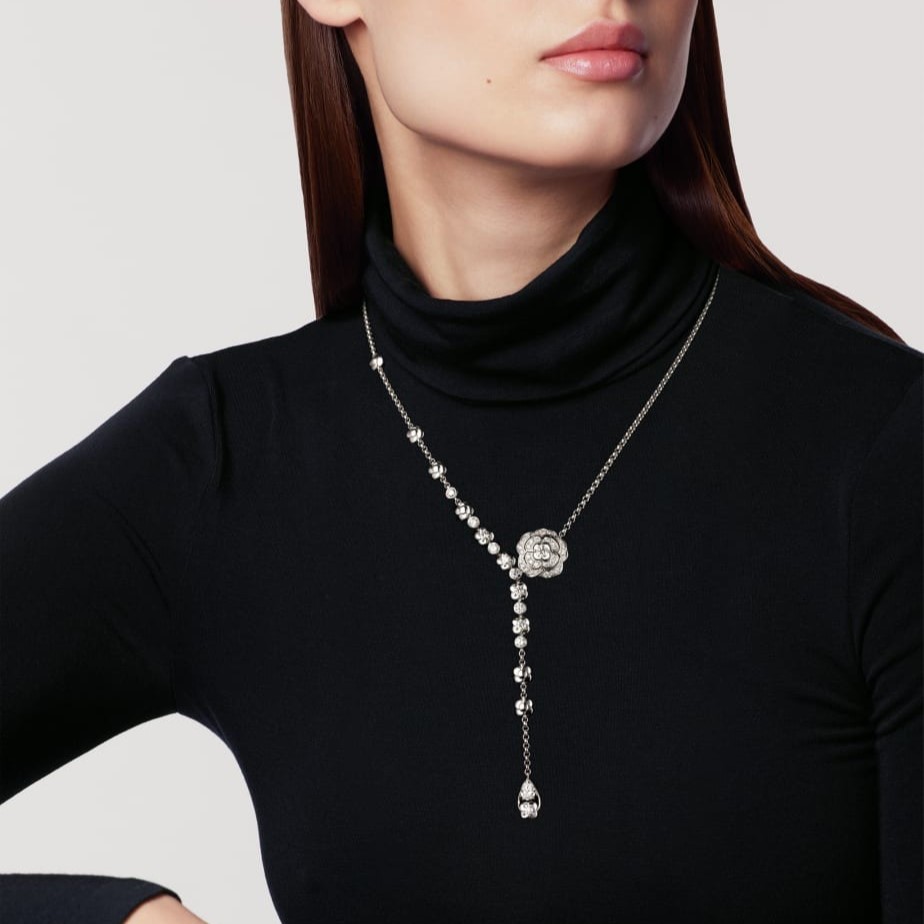 Ch**el Bouton De Camélia Necklace White Gold For Women J12058