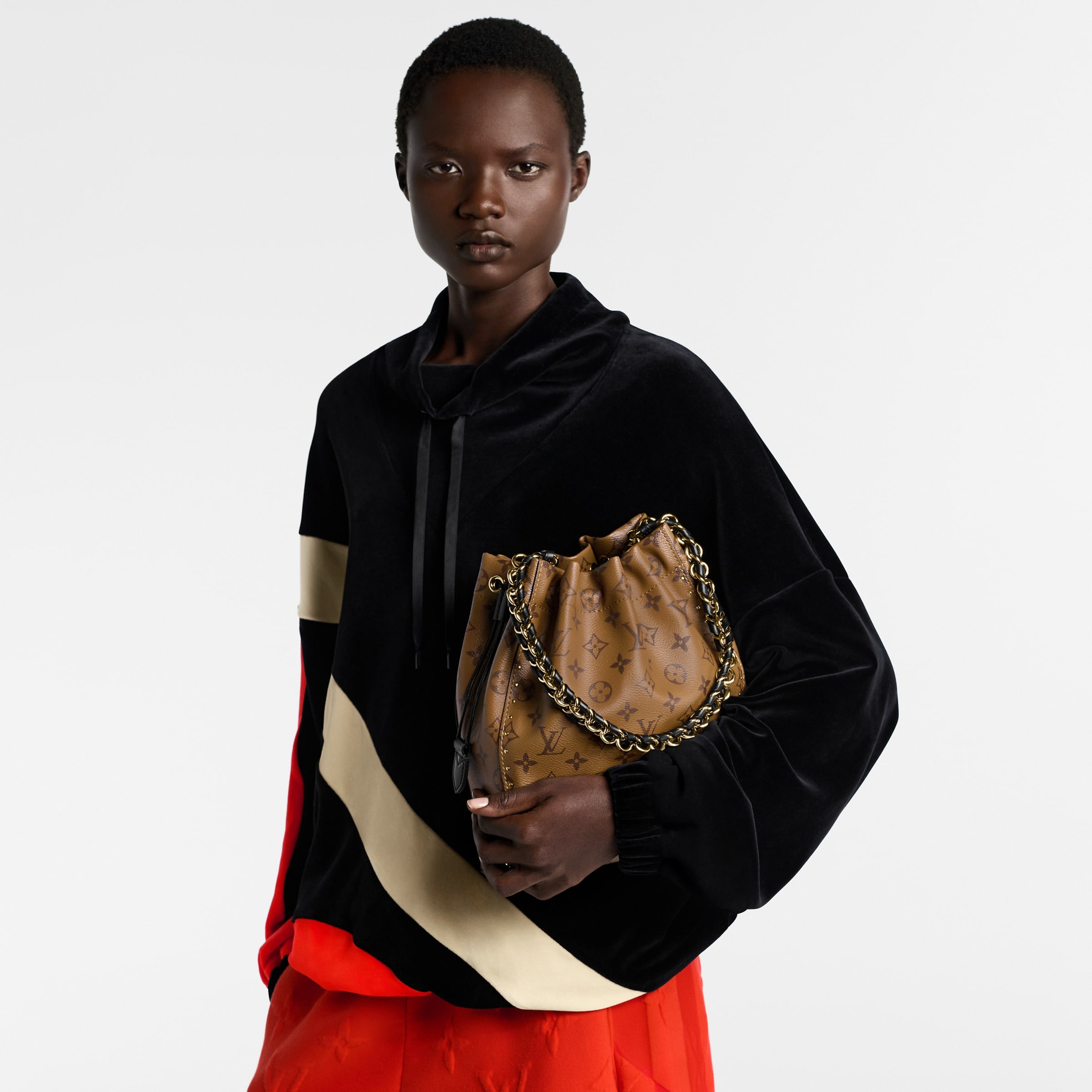 L0vis Vvtt0n Noé Trunk PM Handbag Monogram Reverse Brown For Women 9.1in/23cm M13324