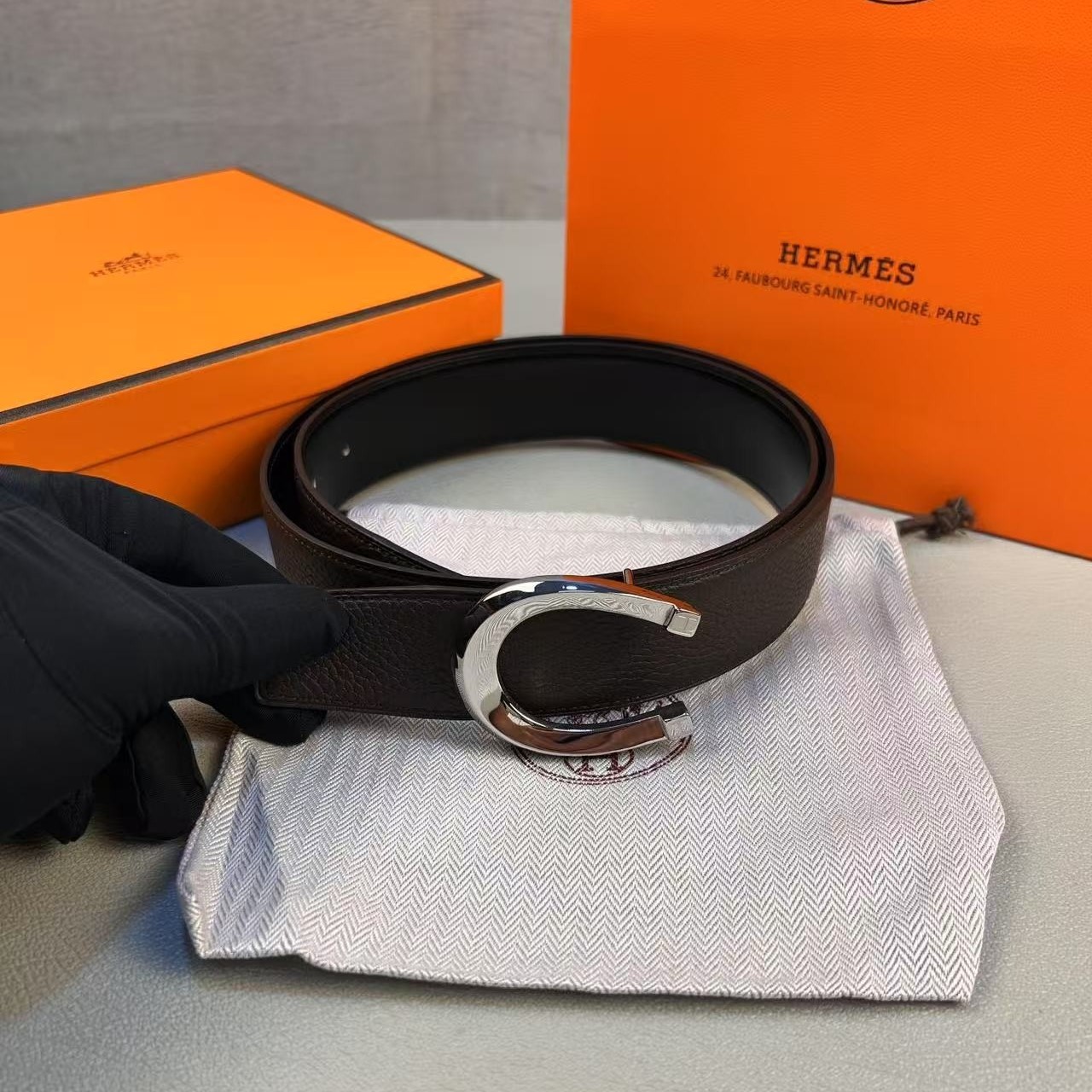 H**me5 Luck Belt Buckle Reversible Leather Strap 38mm Noir/Chocolat For Men H010412CK05