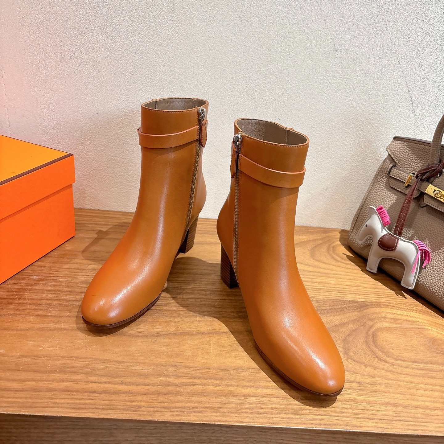 H**me5 Saint Germain Ankle Boots Naturel For Women H202257Z A3350