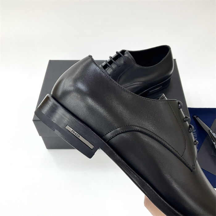 Pra*a Leather Lace-Up Loafers Black For Men