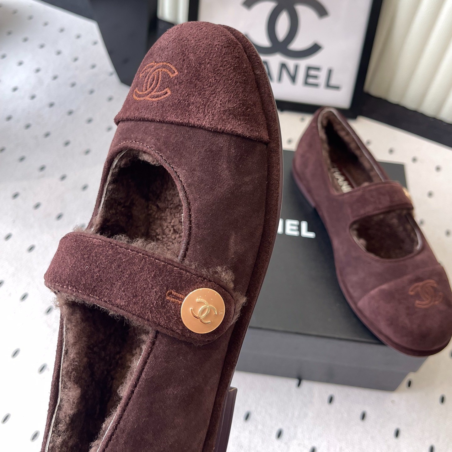 Ch**el Mary Jane Flats Burgundy Suede Shearling For Women