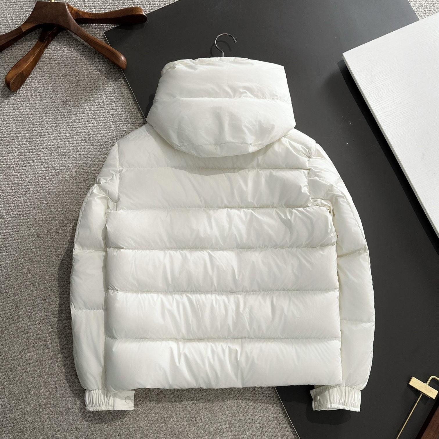 Moncler Maya 70 Hooded Short Down Jacket White For Women K20931A0010254A81