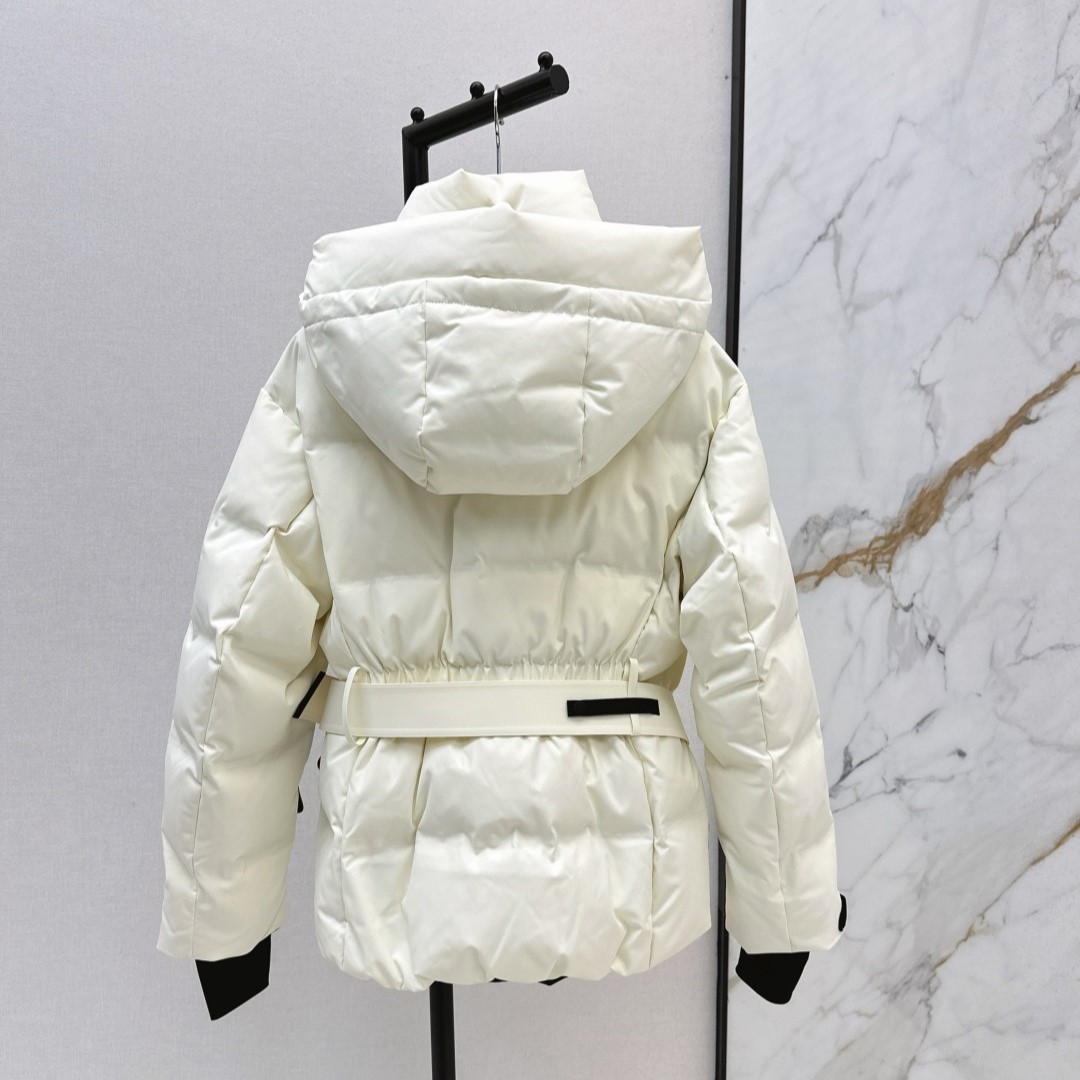 Moncler Tolima Hooded Down Ski Jacket White For Women