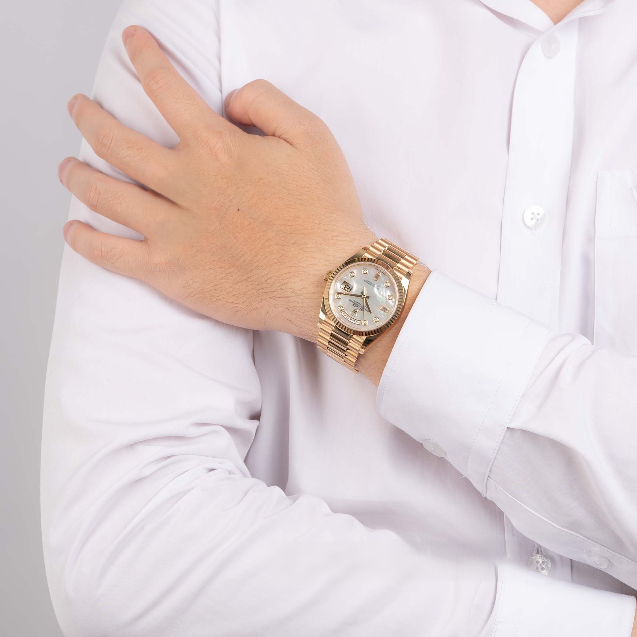 R01ex Day-Date 36 Watch Gold Toned White Pearl Dial 36mm For Men 128238-0011