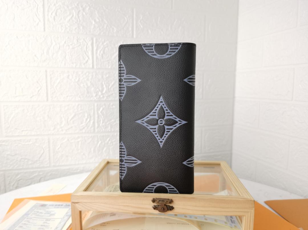 L0vis Vvtt0n Brazza Wallet Taurillon Shadow For Men, Men’s Wallet 7.5in/19cm LV