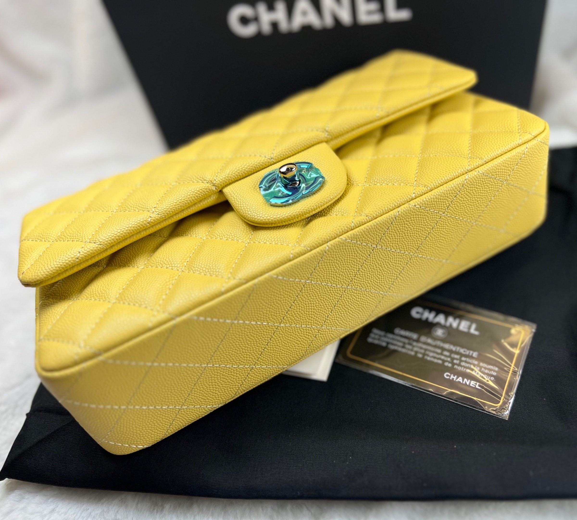 [True-to-ORIGINAL] Ch**el 11.12 Classic Double Flap Yellow For Women 10in/25.5cm