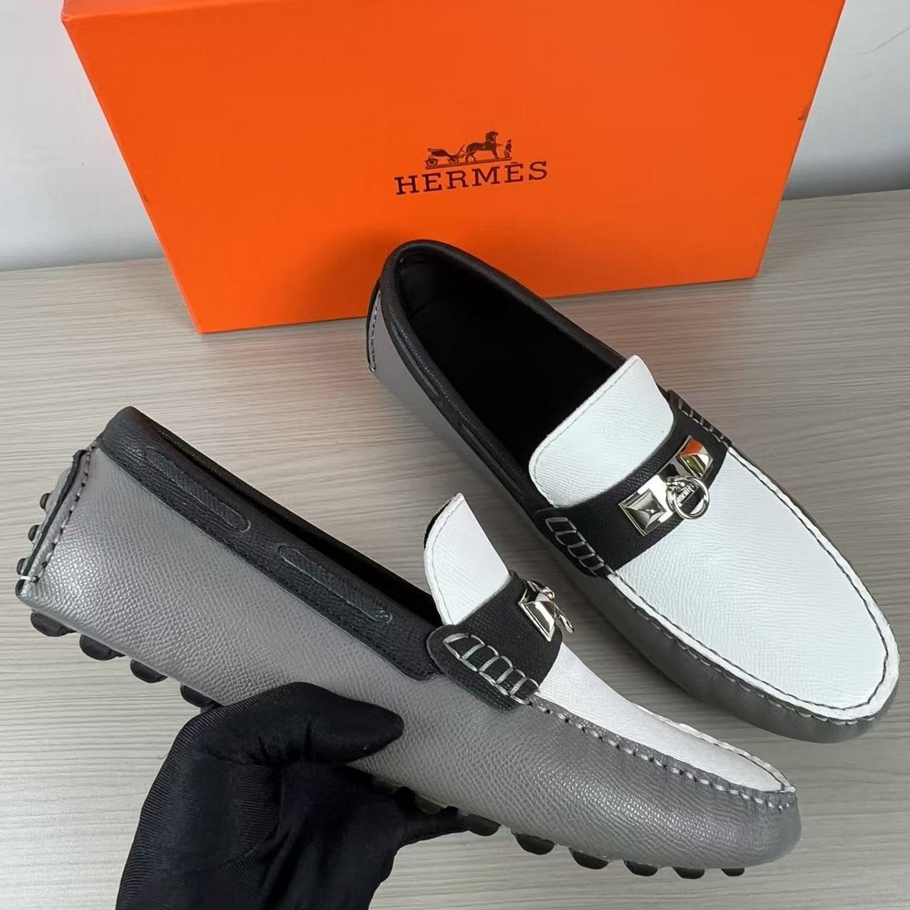 H**me5 Irving Loafer Grey/White For Men