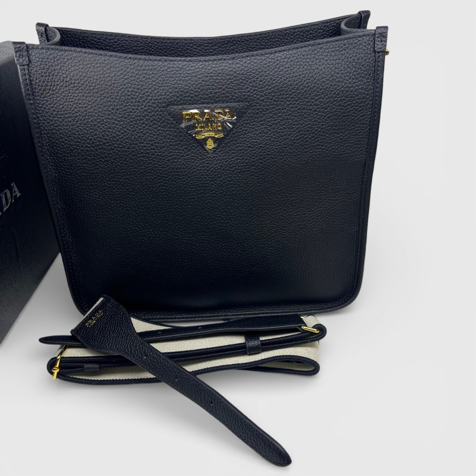 Pra*a Medium Leather Bag Black For Women 11in/28cm 1BC073_2DKV_F0632_V_7NO