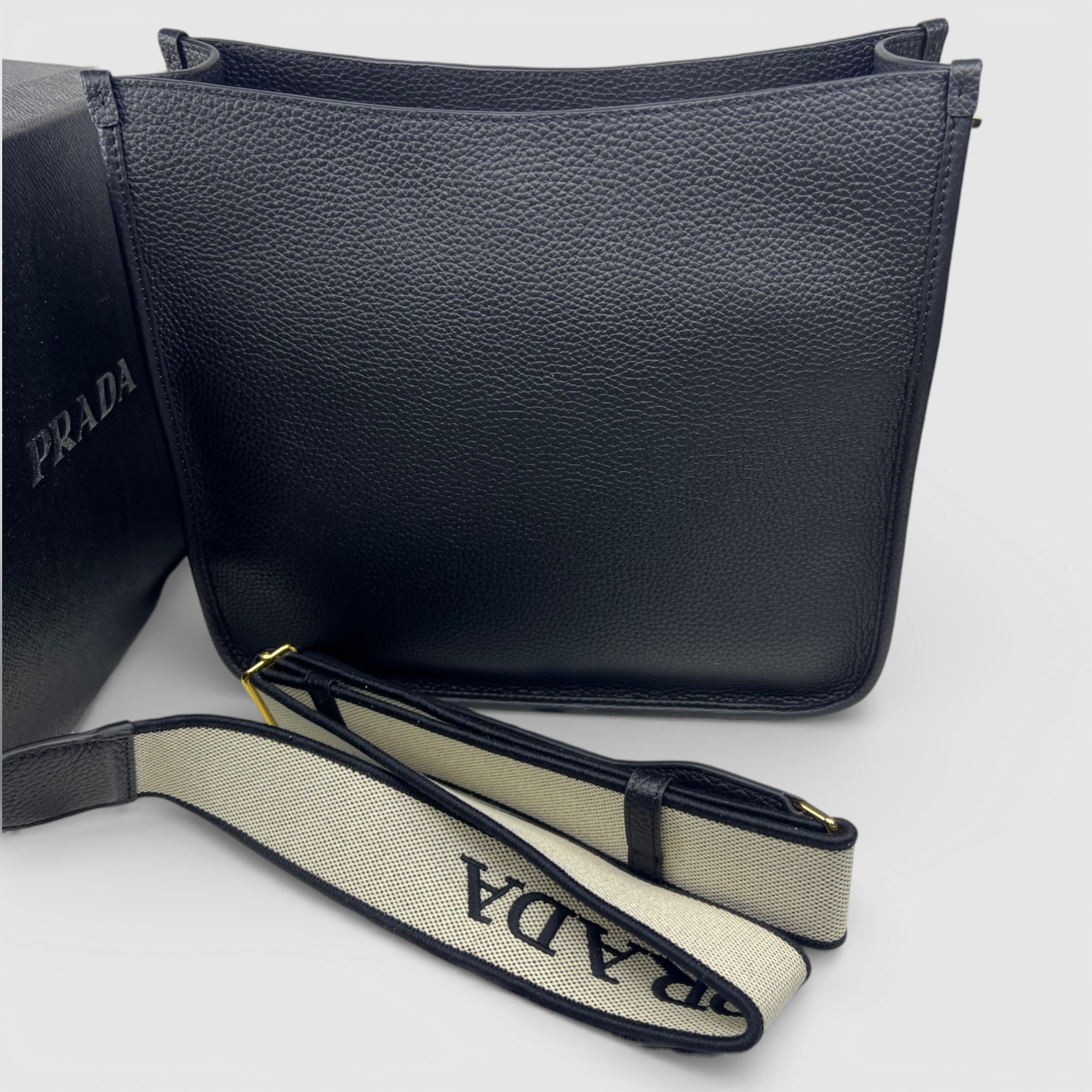 Pra*a Medium Leather Bag Black For Women 11in/28cm 1BC073_2DKV_F0632_V_7NO