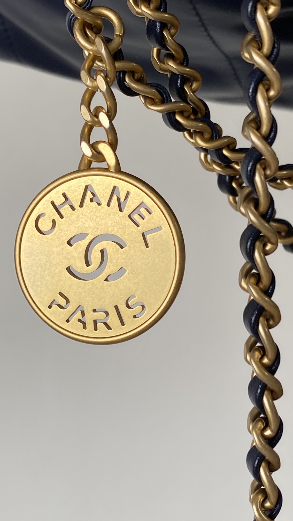 [True-to-ORIGINAL] Ch**el 22 Mini Bag Gold Tone Navy Blue For Women 7.5in/19cm