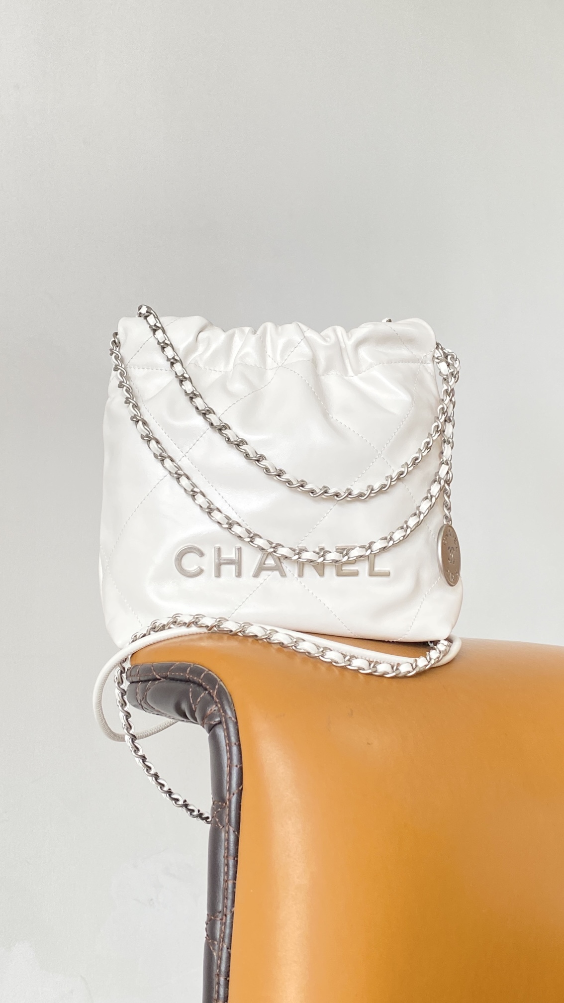 [True-to-ORIGINAL] Ch**el 22 Mini Bag Silver Tone White For Women 7,1in/18cm