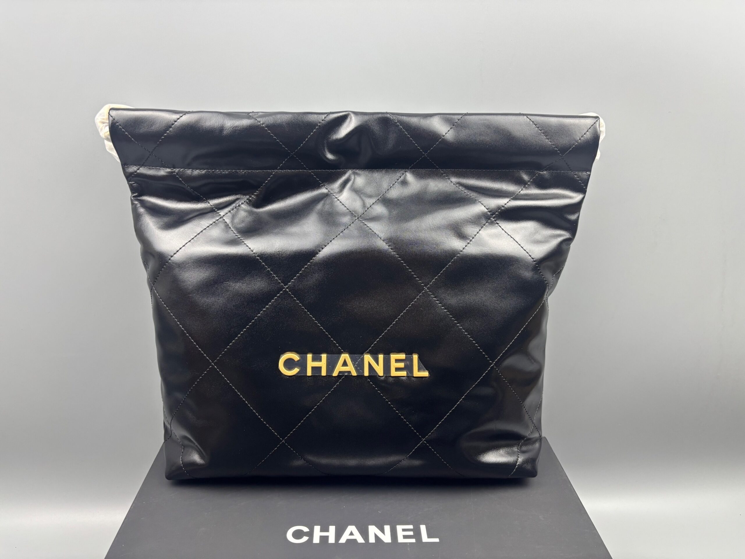 Ch**el 22 Small Handbag Black For Women 37cm/14.4in AS3260 B08037 94305