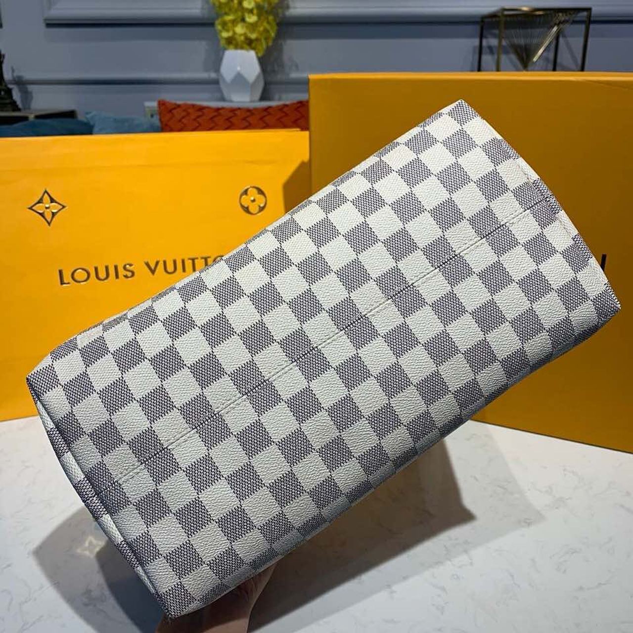 L0vis Vvtt0n Lena MM Damier Azur Canvas For Women, Women’s Handbags, Shoulder Bags 11.8in/30cm LV N44040