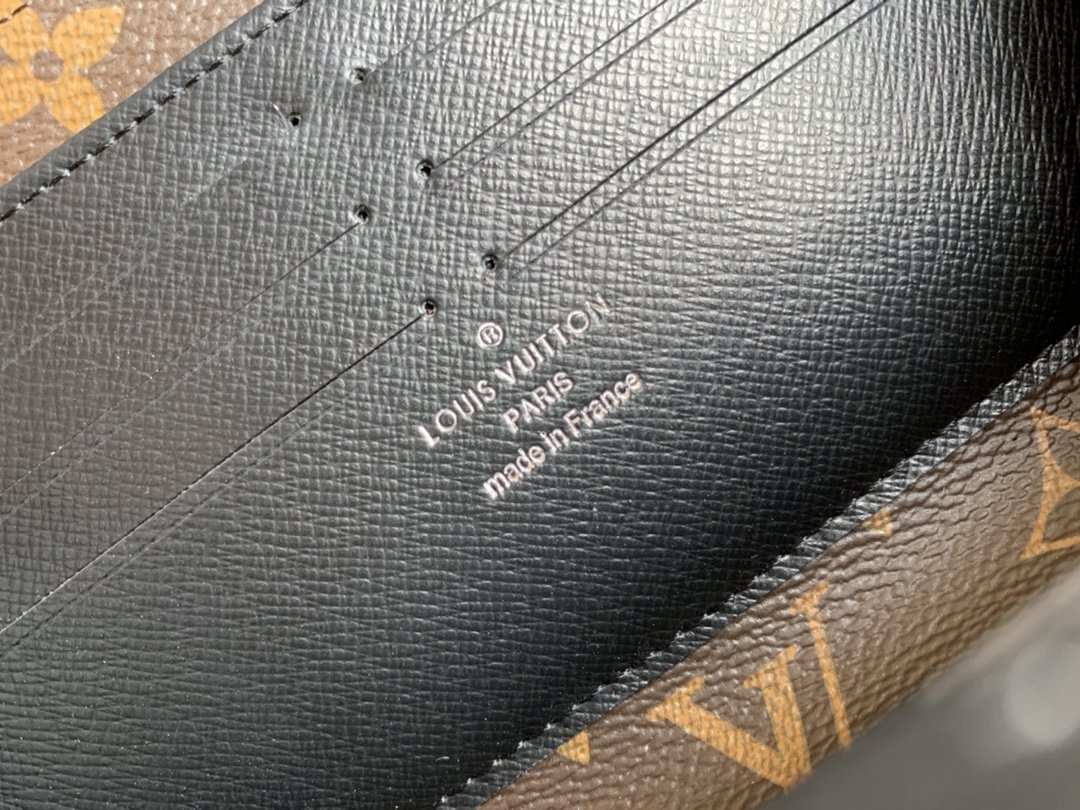 L0vis Vvtt0n Zippy Dragonne Monogram Canvas Black For Women, Women’s Wallet 7.5in/19cm LV M69407