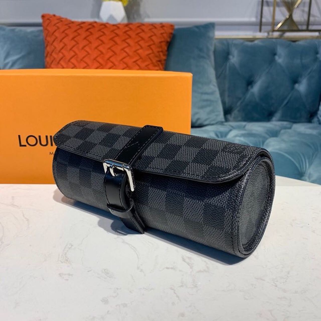 L0vis Vvtt0n 3 Watch Case Damier Graphite Canvas For Men, Men’s Bags, Travel Bags 7.9in/20cm LV N41137