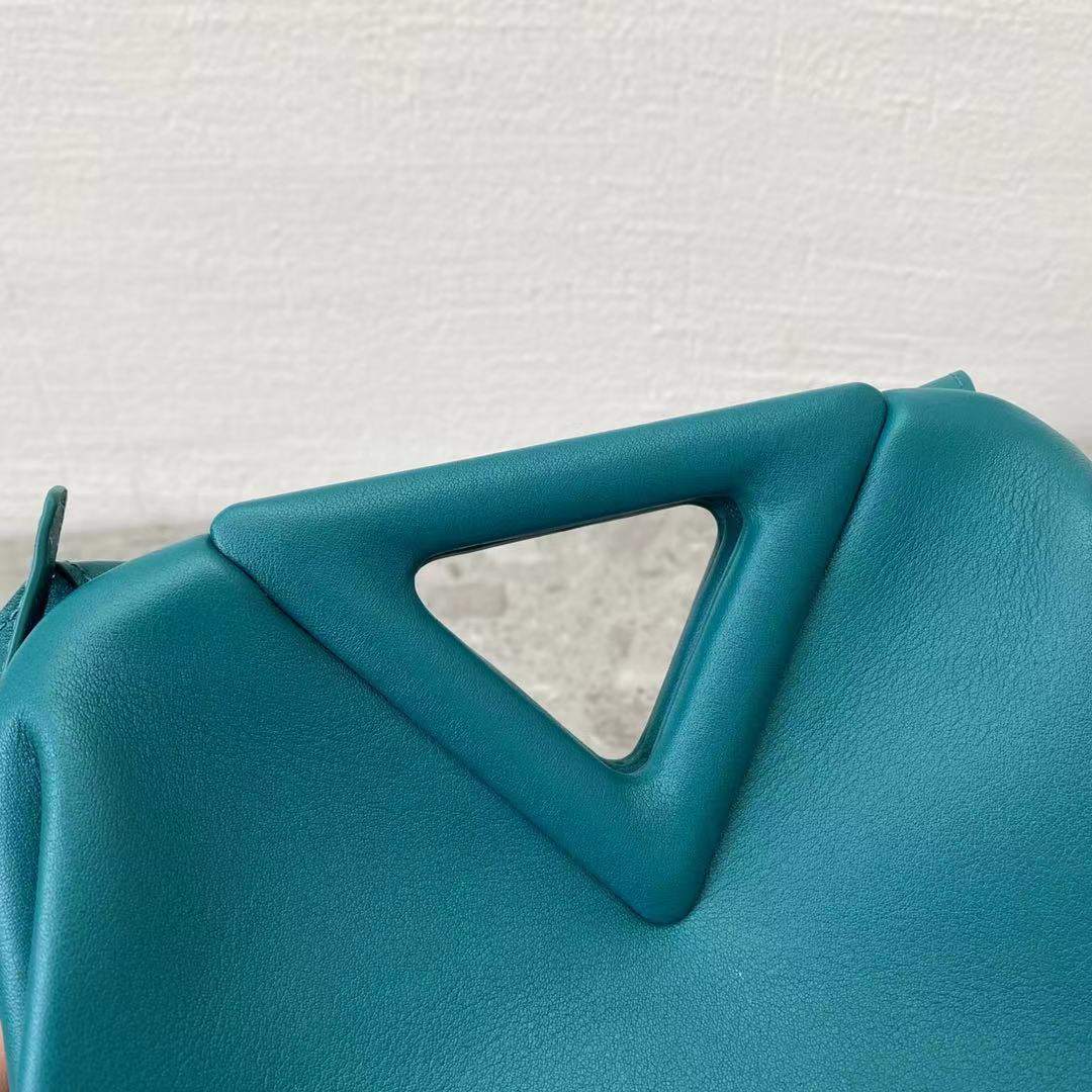 B0tt*ga Ven*ta Point Blue, For Women, Women’s Bags 8.6in/22cm 658476VCP403118