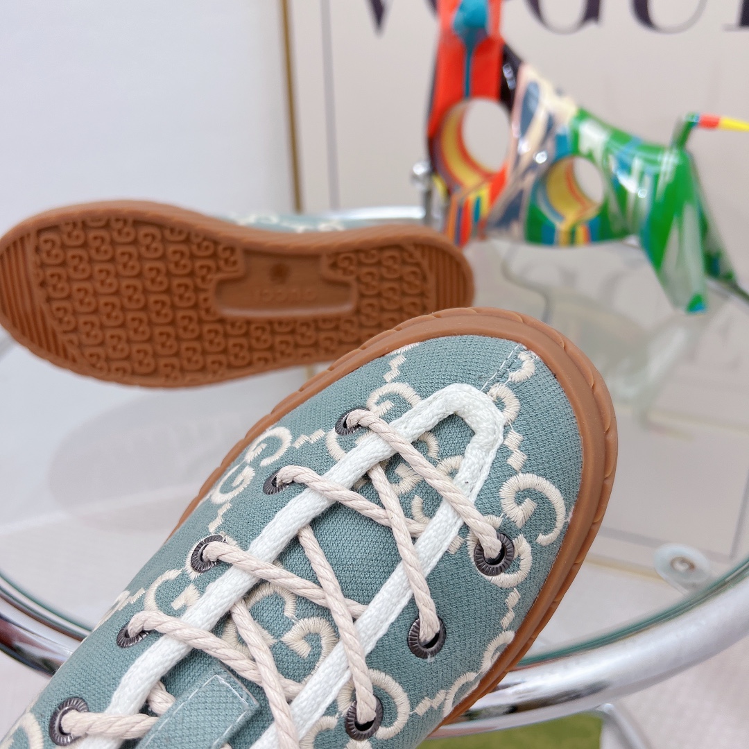 Gvc*1 Women’s Maxi GG Sneaker Grey For Women GG