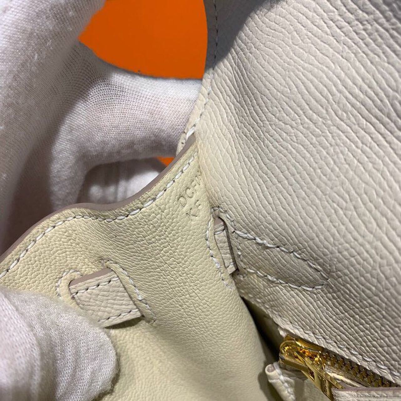 H**me5 Kelly Craie For Women Gold Toned Hardware 10in/25cm