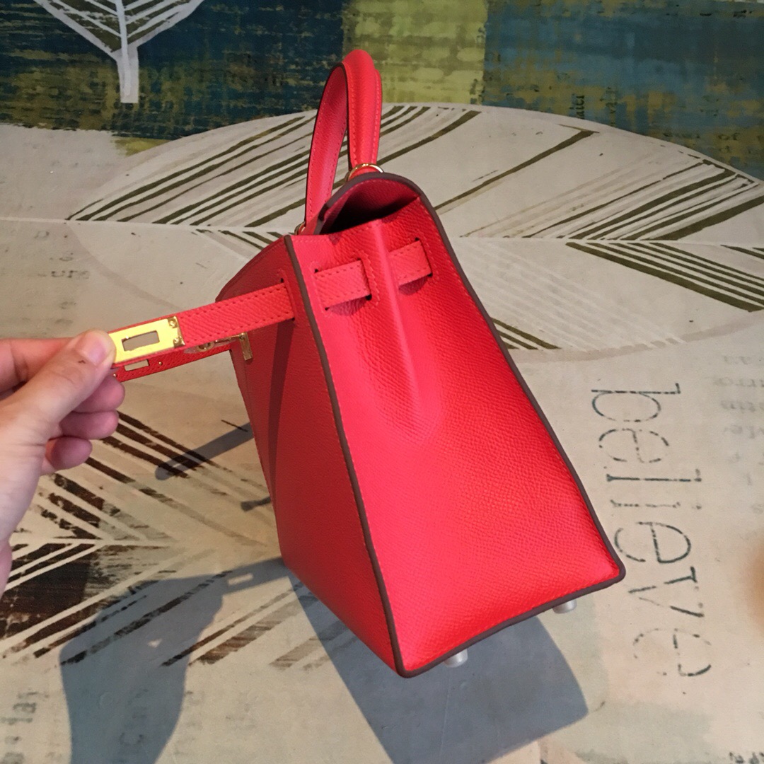 H**me5 Kelly Red For Women Gold Toned Hardware 10in/25cm