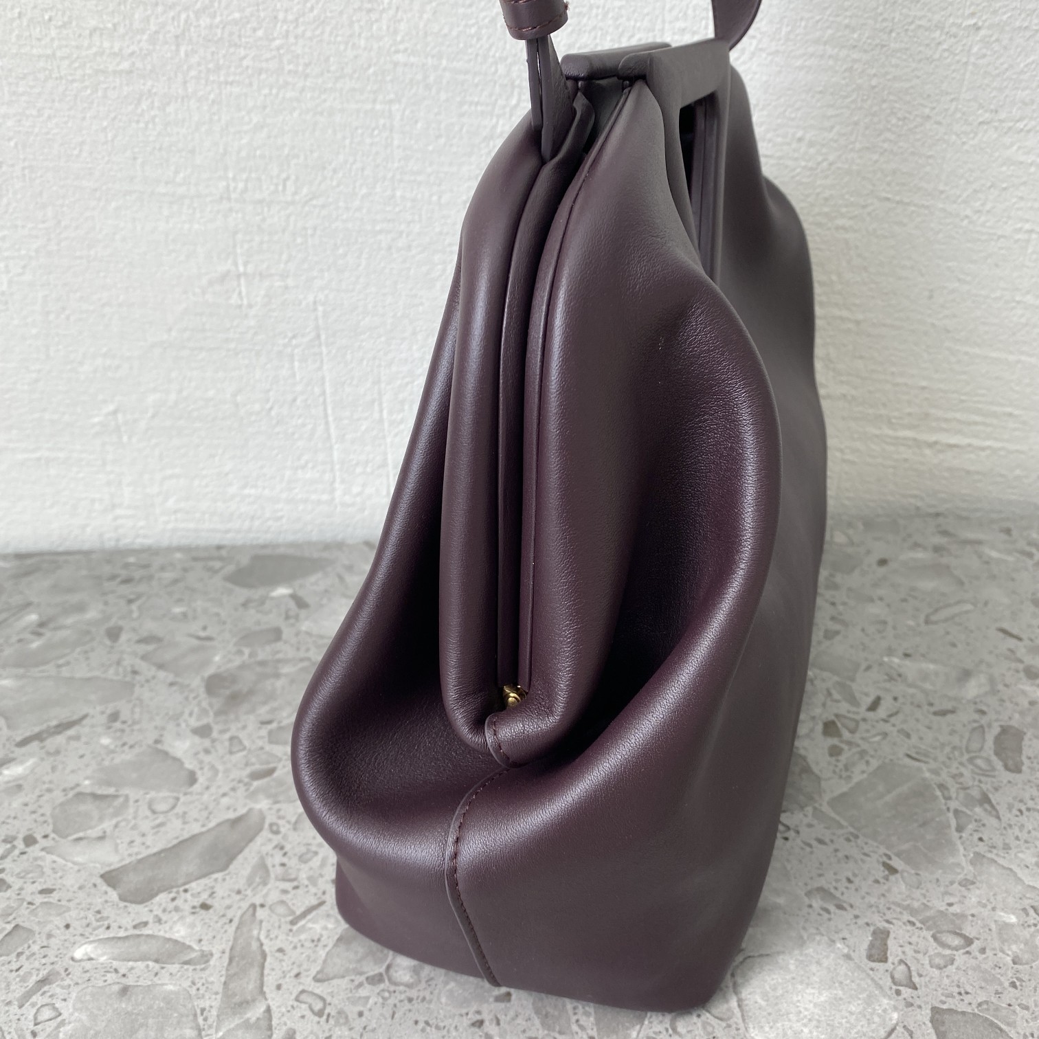 B0tt*ga Ven*ta Point Grape, For Women, Women’s Bags 13.7in/35cm 652446VCP405010
